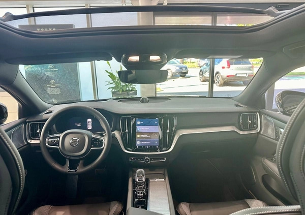 Volvo S60 cena 248500 przebieg: 5, rok produkcji 2024 z Szczecin małe 37